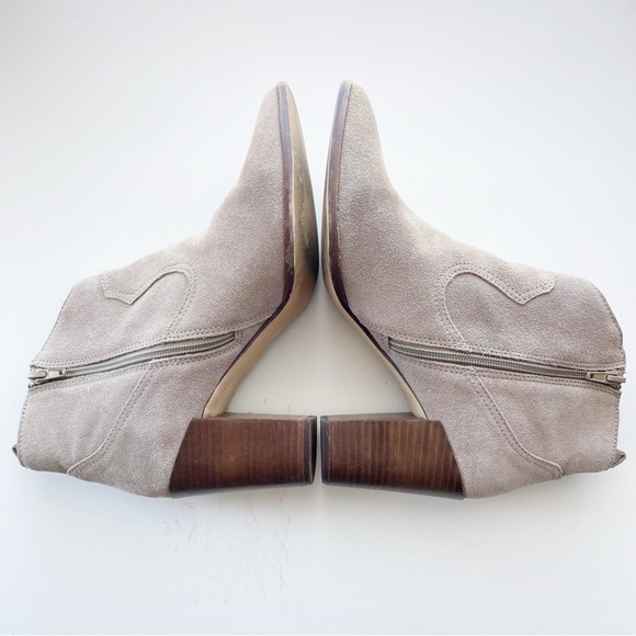 STEVE MADDEN Gray Ladd Western Suede Pointed Toe Ankle Booties - Picture 3 of 9